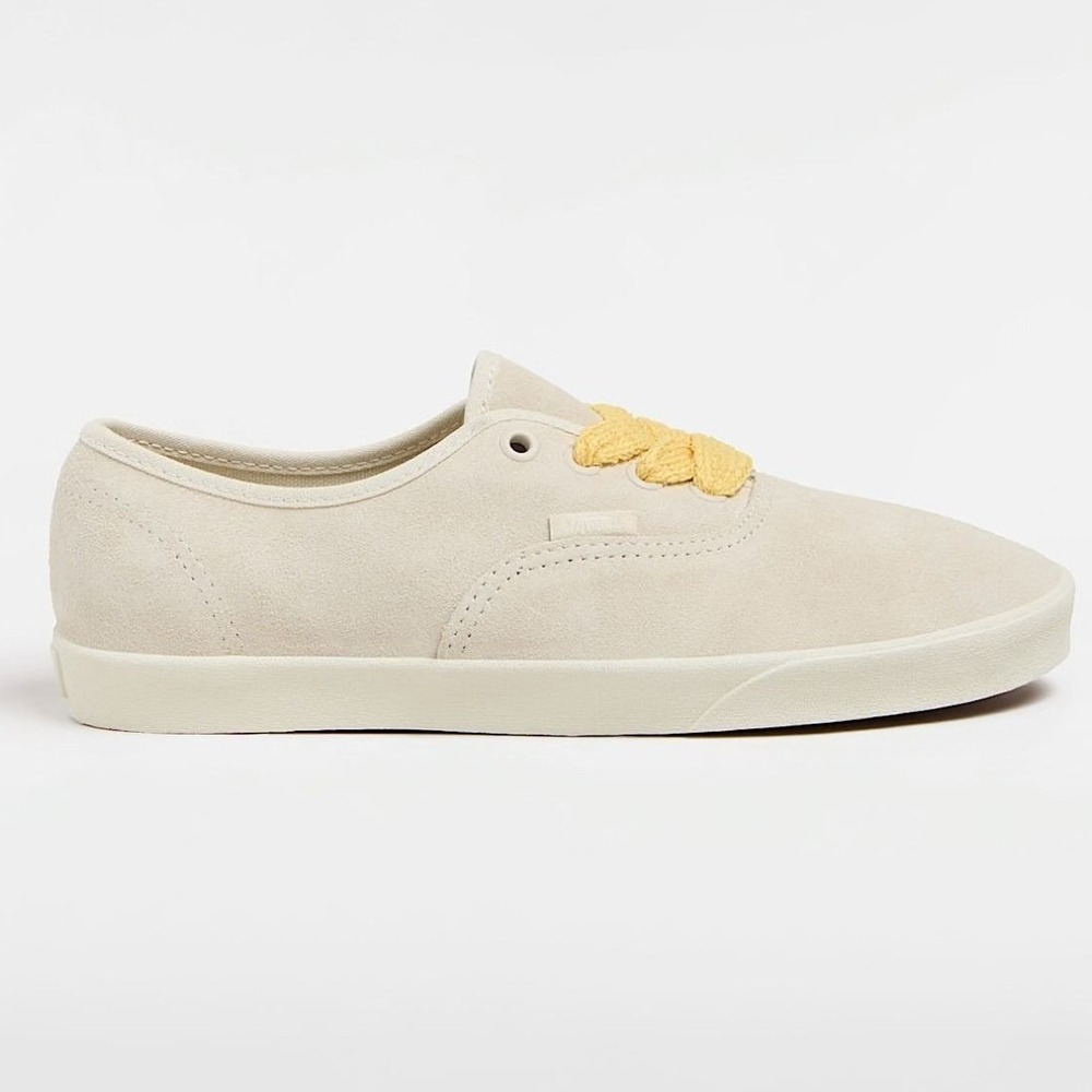 Vans Authentic Lo Pro Women 7.5 Oatmeal Beige Suede Yellow Laces NEW